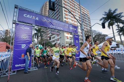 Foto largada XI Maratona 2014